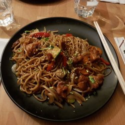 Ramen Shop - Yakisoba au poulet.