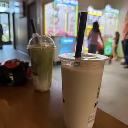 Melon milk tea and matcha Banana Pudding Matcha Latte