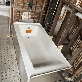 Zuniga's Plumbing - Bathtub and valve installation. - Plumbing Near Me - Chicago, Illinois Zuniga's Plumbing - Bathtub and valve installation. - Plumbing Near Me - Chicago, Illinois