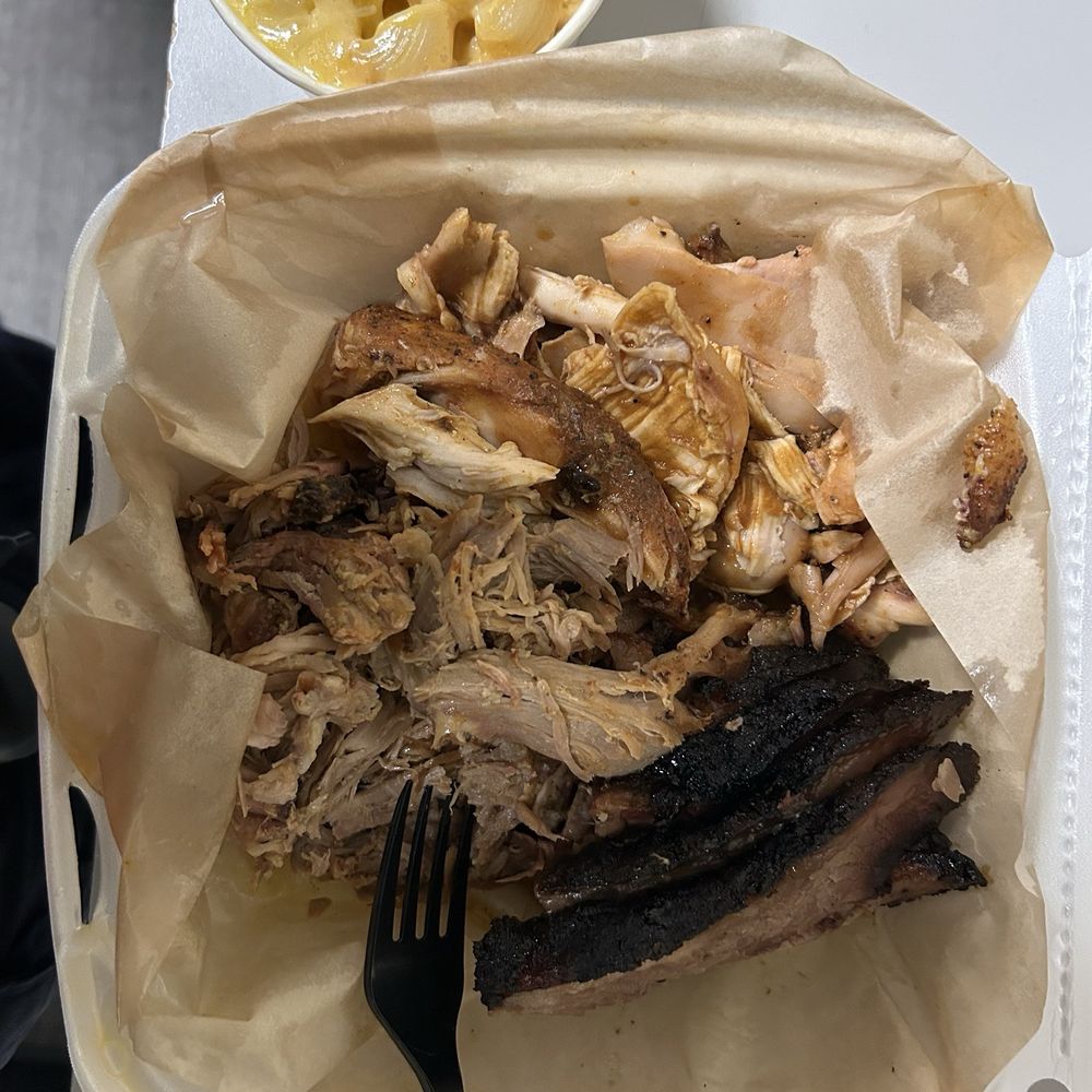 The Bone - 3 Meat Combos Platter Mac-N-Cheese - Barbeque Near Me - Gainesville, Virginia