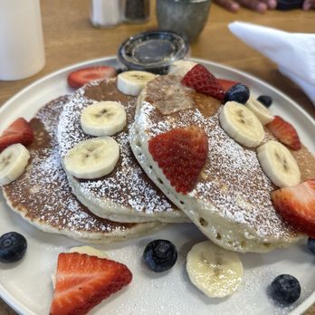 Everyday Eatery - Lemon pancakes - Cafes Near Me - Irvine, California