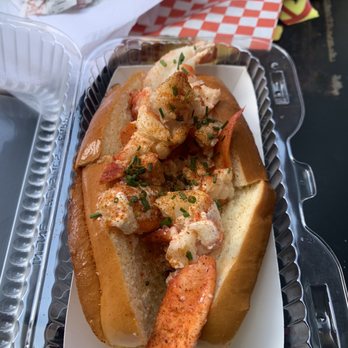 Pike Place Chowder - Lobster roll - Seafood Near Me - Seattle, Washington Pike Place Chowder - Lobster roll - Seafood Near Me - Seattle, Washington