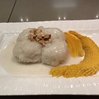 Green Mango - Sticky rice with mangoes - Thai Near Me - Etobicoke, Ontario