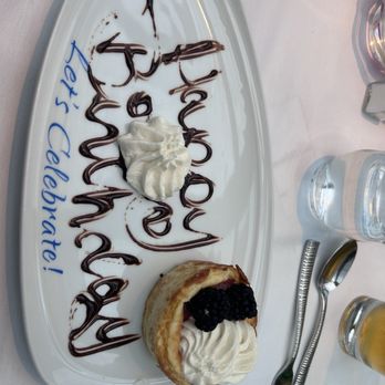 Odyssey Chicago River - Cheesecake - American Near Me - Chicago, Illinois