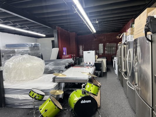 Sams Outlet and Mattresses