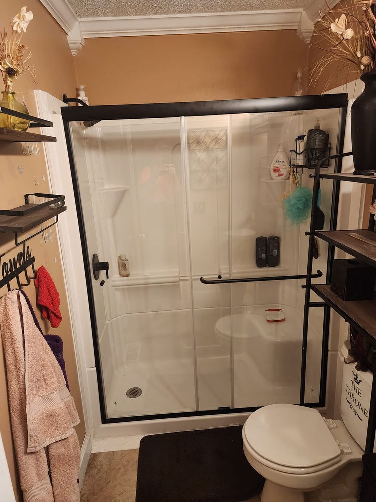 Slide of Mike The Handyman