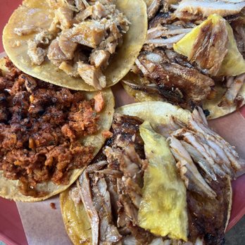 Taqueria Ramirez - Pastor sudadero y longaniza - Mexican Near Me - Brooklyn, New York