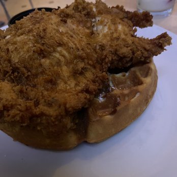 Big Pink - Fried Chicken and Waffles - Pizza Near Me - Miami Beach, Florida