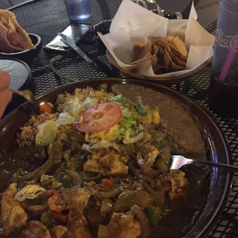 El Tapatio - Chicken Salsa Verde dinner at Tapatios! Oh YUM! - Mexican Near Me - Page, Arizona El Tapatio - Chicken Salsa Verde dinner at Tapatios! Oh YUM! - Mexican Near Me - Page, Arizona