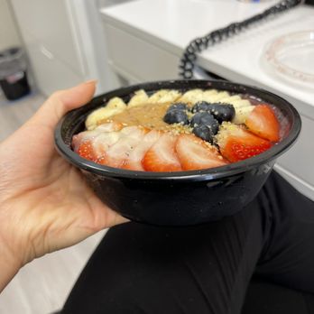 CFS Coffee - The "large" açaí - Coffee & Tea Near Me - Orlando, Florida