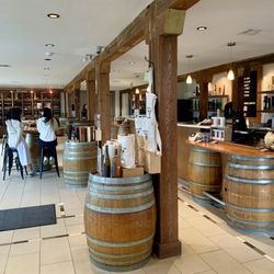 Inniskillin - Tasting room and store