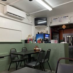 Pho Wok Asian Cuisine - Inside