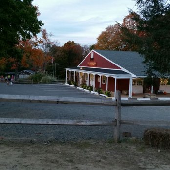 Rogers Orchards - Sunnymount - Fruits & Veggies Near Me - Southington, Connecticut Rogers Orchards - Sunnymount - Fruits & Veggies Near Me - Southington, Connecticut