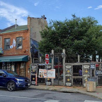 Broadway Oyster Bar - Building - Cajun/Creole Near Me - St. Louis, Missouri
