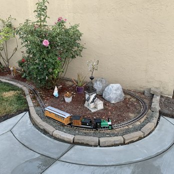 Gray Concrete - Patio - Masonry/Concrete Near Me Gray Concrete - Patio - Masonry/Concrete Near Me