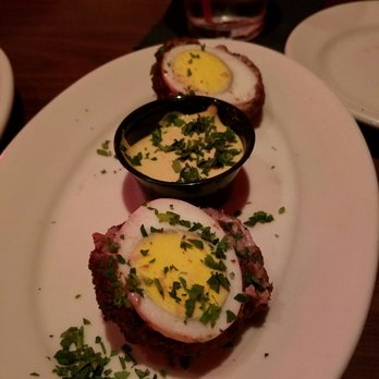 Redcoat Tavern - (",) - Bars Near Me - Royal Oak, Michigan