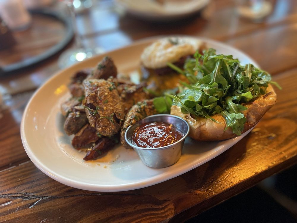 Pie Tap Pizza Workshop + Bar