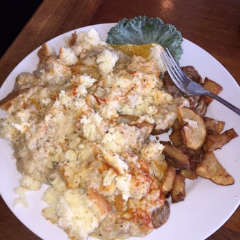 McKay Cottage Restaurant - Biscuits and gravy with cottage potatoes - American Near Me - Bend, Oregon McKay Cottage Restaurant - Biscuits and gravy with cottage potatoes - American Near Me - Bend, Oregon