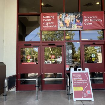 Safeway - Entrance on the right side. - Grocery Near Me - Napa, California Safeway - Entrance on the right side. - Grocery Near Me - Napa, California