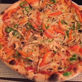 Rococelli - Pizza Near Me - Marbella, Massachusetts