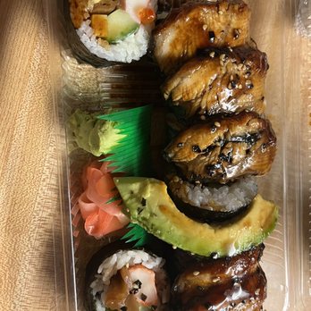 Aloha Sushi - Dragon Maki - Sushi Bars Near Me - Honolulu, Hawaii