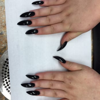 MD Nails - Nail Salons Near Me - Lynnwood, Washington