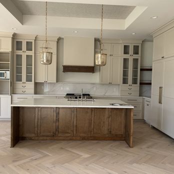 Zoe Pro Cleaning Service - Home Cleaning Near Me - Milwaukee, Wisconsin Zoe Pro Cleaning Service - Home Cleaning Near Me - Milwaukee, Wisconsin