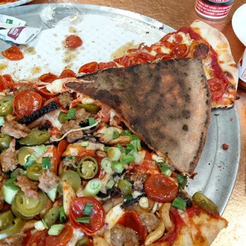 Pizza My Heart - Look at the bottom before you eat - Pizza Near Me - San Jose, California