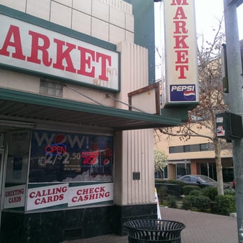 Vests Market - Convenience Stores Near Me - Bakersfield, California