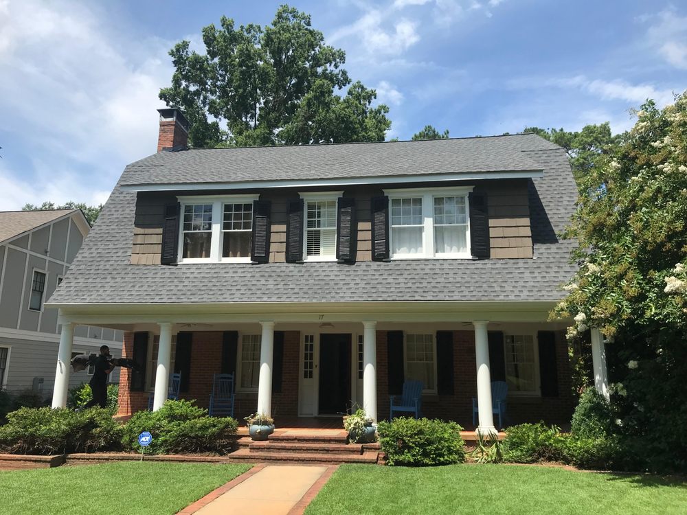 Slide of Rosie's Roofing and Restoration