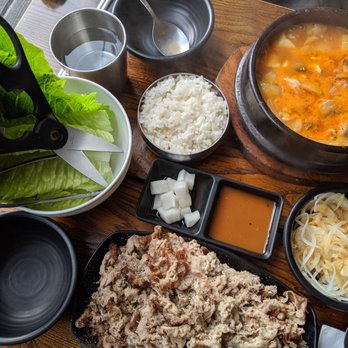 Damso Modern Korean Cuisine - Beef belly, spicy tofu soup, and sides - Korean Near Me - Vancouver, British Columbia Damso Modern Korean Cuisine - Beef belly, spicy tofu soup, and sides - Korean Near Me - Vancouver, British Columbia