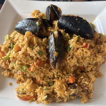 Fusion Peru - Arroz con Mariscos - Food Trucks Near Me - College Station, Texas Fusion Peru - Arroz con Mariscos - Food Trucks Near Me - College Station, Texas