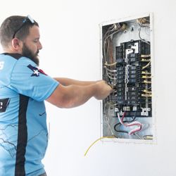 Jay's Electric & Media Solutions