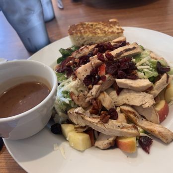 Mountain Oaks Cafe - Apple Pecan Chicken Salad 4.76533 stars - American Near Me - Oakhurst, California