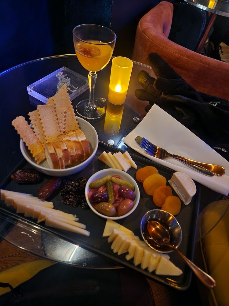 Social spots from Ruth