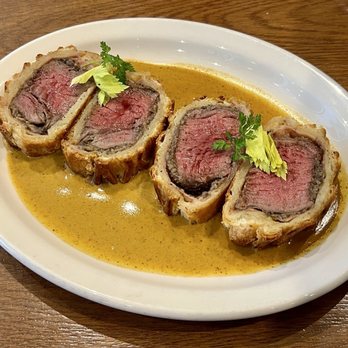 Linh Cafe - Beef Wellington ($98) - Vietnamese Near Me - Vancouver, British Columbia Linh Cafe - Beef Wellington ($98) - Vietnamese Near Me - Vancouver, British Columbia