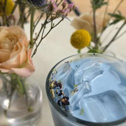 Ivy Café - Butterfly pea matcha