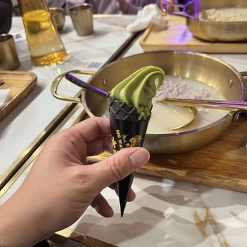 Big Way Hot Pot - Green tea with black sesame cone. - Hot Pot Near Me - Vancouver, British Columbia