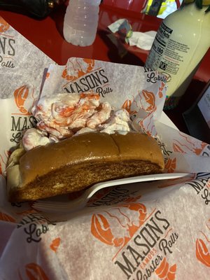 Mason's Famous Lobster Rolls by null