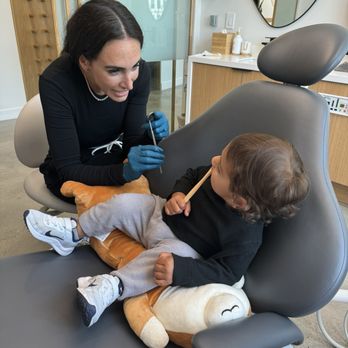 Kusp Pediatric Dentistry - There is no baby hard for her to treat! She's incredible! - Pediatric Dentists Near Me - Beverly Hills, California Kusp Pediatric Dentistry - There is no baby hard for her to treat! She's incredible! - Pediatric Dentists Near Me - Beverly Hills, California