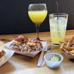 Arrowhill Diner - Hot honey Biscuit, Sliders, fries, Misosa and Signature drink Tom Reynolds!!!