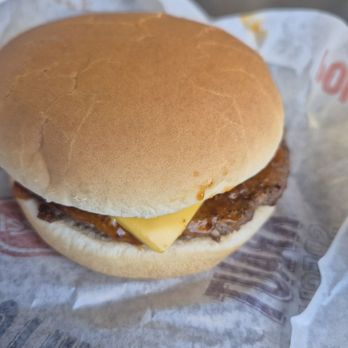 Wienerschnitzel - Chili burger - Fast Food Near Me - Bullhead City, Arizona Wienerschnitzel - Chili burger - Fast Food Near Me - Bullhead City, Arizona