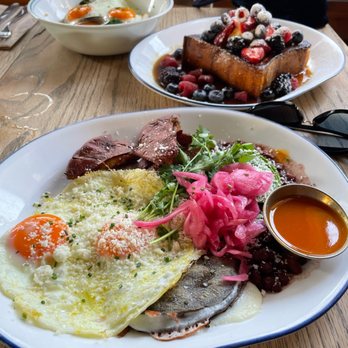 All Time - Just look at those YOLKS! And that brioche french toast just swimming in HOT SYRUP (I did that) - Coffee & Tea Near Me - Los Angeles, California
