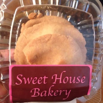 Sweet House Bakery - Don't buy - Bakeries Near Me - Justice, Illinois