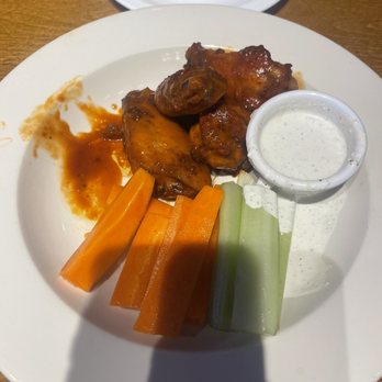 Coolidge Corner Clubhouse - 6 Bone-In Wings - Sports Bars Near Me - Brookline, Massachusetts