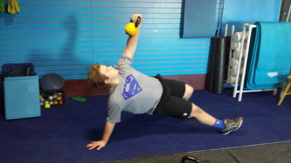 Elevate Strength & Conditioning Logo