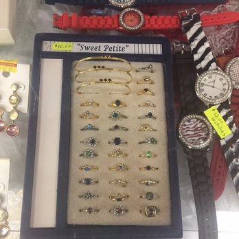 Attractions Children's Apparel - Little girl's jewelry - Children's Clothing Near Me - Mobile, Alabama