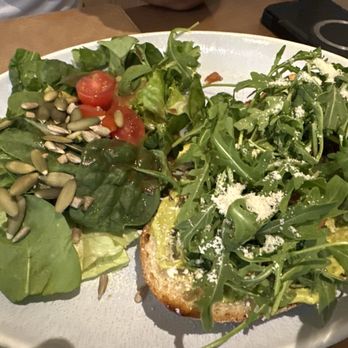 madelina - Avocado toast - Breakfast & Brunch Near Me - Zapopan, JAL madelina - Avocado toast - Breakfast & Brunch Near Me - Zapopan, JAL