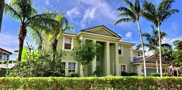 Slide of Mark Grants Pressure Wash and Roof Cleaning