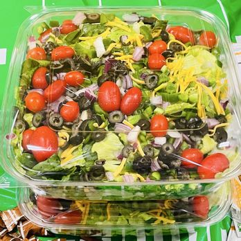 Jet's Pizza - Garden Salad - Pizza Near Me - Apopka, Florida Jet's Pizza - Garden Salad - Pizza Near Me - Apopka, Florida